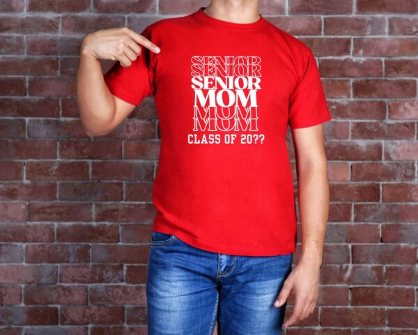 Proud Senior Mom T-Shirt – Custom Graduation Year with 3 Seniors & 3 Moms Design - Image 7